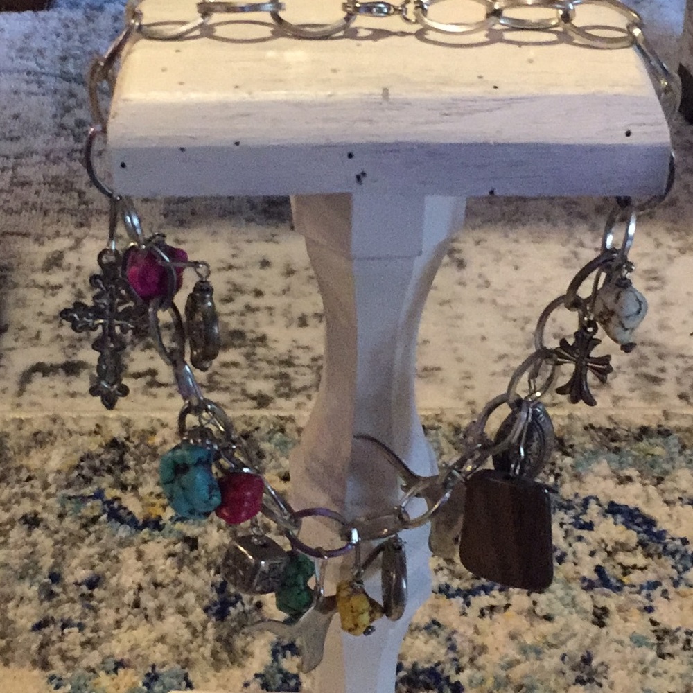 Women’s charm necklace